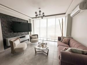 Spacious apartment in Ceibos