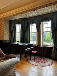 Moulton Grange