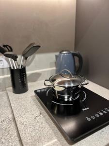 Studio moderno e completo em Perdizes, WiFi, cozinha e localização excelente, 200m do Allianz Parque