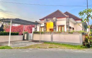 Zoe House