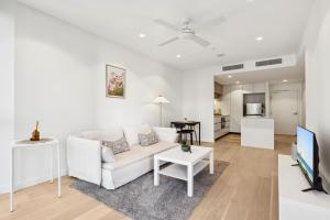 Brisbane 1BR with Pool, Spa, Sauna and Balcony