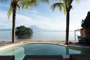 Sunset Beach Wood Villa by Alfred in Bali