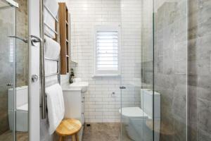 Balmoral beauty - Elevated living on the esplanade BALO1