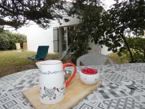 Maisons de vacances Maison Vendeenne 6 Pers, Animaux Bienvenus, Proche Plage & Commerces - FR-1-540-323 : photos des chambres