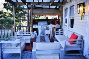 The Deluxe Oasis in the North West Suburbs of Richmond