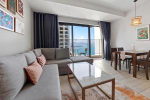 De Lora GoldCoast Apartment