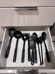 Central Located 2B1B apt at Lv12