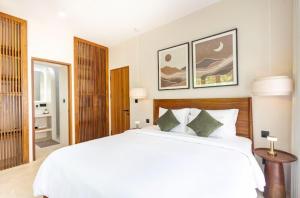 Modern 1BR with Spacious Living Room