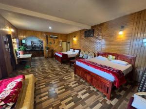 Edwin guest house