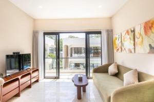 Chic 1BR Retreat with Modern Interior