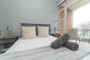 Wavy Daze Luxury Apartment #inverter