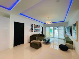 Villa TPSV 35 Modern House 4 bedrooms with private pool, Pattaya