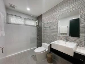 Villa TPSV 35 Modern House 4 bedrooms with private pool, Pattaya