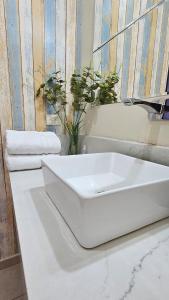 Habitación 2 Alberca zona colosio Aeport Consulado