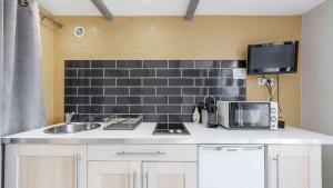 Le PTIT MAZET - Appartement Mitoyen - Piscine - Pétanque