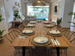 Villa Casa Escorxada - A 150m de la playa de arena con piscina privada