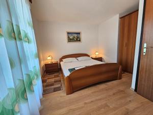 MARIN KL Apartment for 5 persons