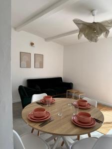 Maisons de vacances La Maison du Cerisier : photos des chambres