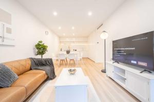 Doncaster Lux 3b2b Apt Balconyparking