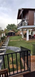 Courtyard By Palm -3BKH Mini Farm House