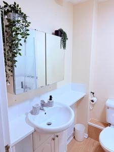 Central Comfort Southampton, Free Parking