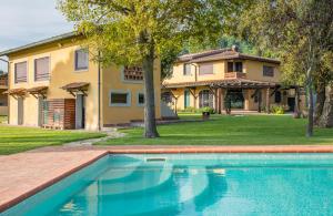 La Troscia, exlusive villa Tuscany countryside in Versilia