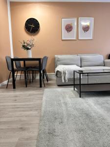 Stylish Apt in Neukölln kiez Privat Parkplatz