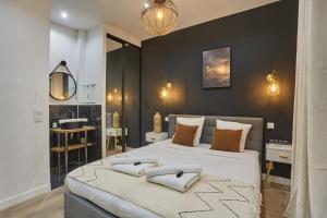 Sublime flat in the centre of Paris by Studioprestige