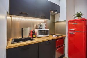 Sublime flat in the centre of Paris by Studioprestige