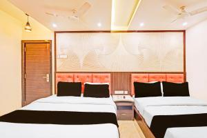 Hotel O Admire Suit