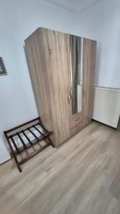 Apostolidis Home
