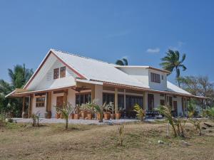 Beach Front Villa, Saphli beach, Chumphon,Thailand