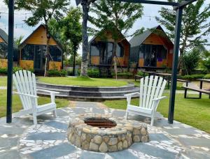Yellow Homestay