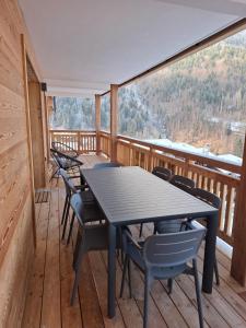 Snow Roc Mountain View