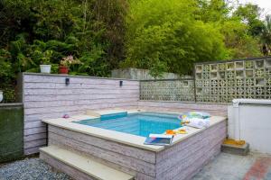 ELIVAAS Serenita Abode 3BHK Villa With Plunge Pool, Garden & Terrace Near Sahastradhara