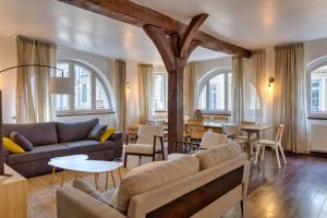 Geoffroy sublime duplex à proximité de la place du vieux marché