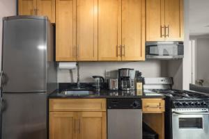 Stylish NYC Retreat Near Top Attractions