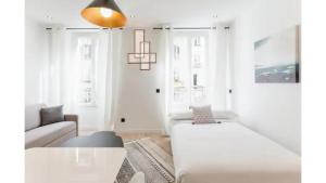 Appartements Amazing 2 Bedroom Parisian flat : photos des chambres