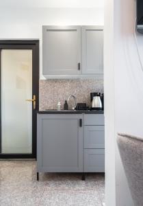Stylish Concept Studio 6