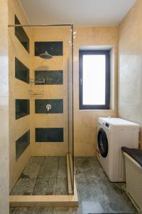 Stylish Concept Studio 6