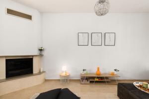 Villa Anthea by halu!