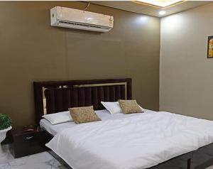 Mannat Residency