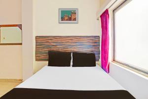 Hotel O BLUE STAR LODGE