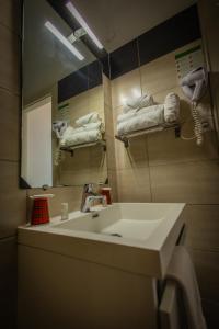 Hotels Alexain Hotel Restaurant & Wellness - Colmar Ouest : photos des chambres
