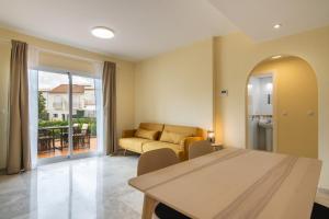 Vista Hermosa by H - Costa Esuri EVHH167P00