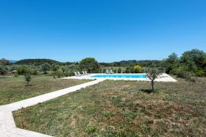 Endless Summer Retreats By Paradise Villas