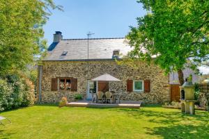 Maison avec grand jardin 10km plage