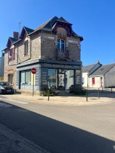 Superbe duplex T4, au coeur de Batz, tout à pied !
