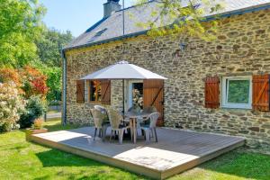 Maisons de vacances Maison avec grand jardin 10km plage : photos des chambres