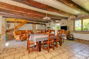 Maison avec grand jardin 10km plage